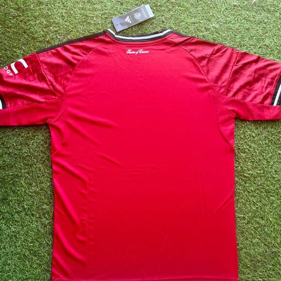 Manchester United Home Soccer Jersey. New - 25/26 Season - Picture 3 of 3